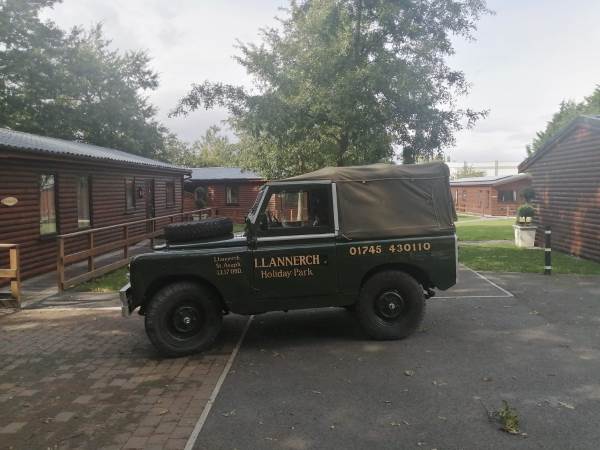 Llannerch Holiday Park Landrover Llannerch Holiday Park Landrover