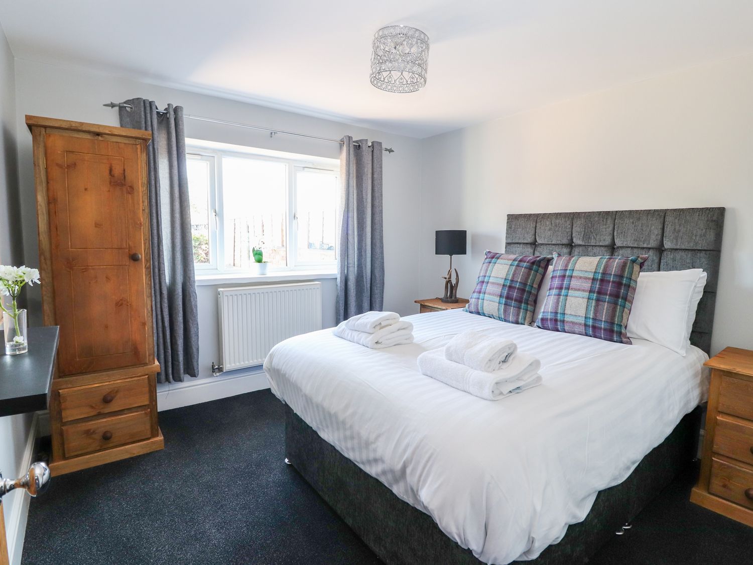 Clwyd Cottage Double Bedroom