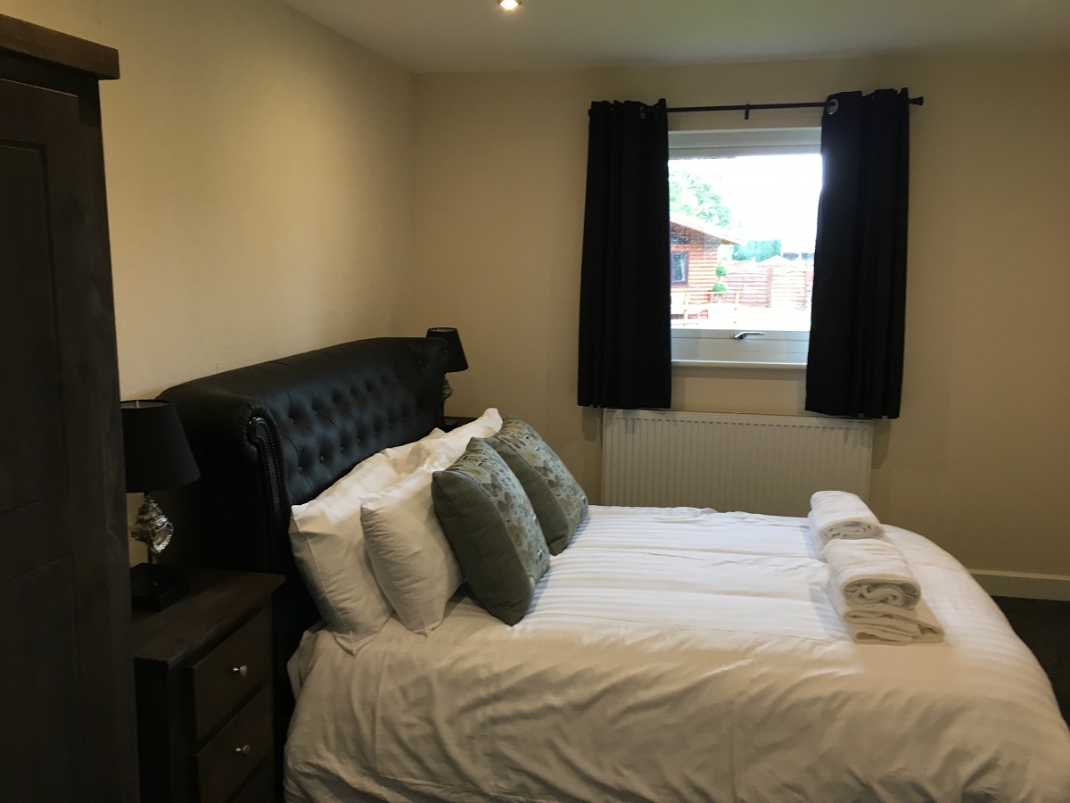 The Buck Double Bedroom