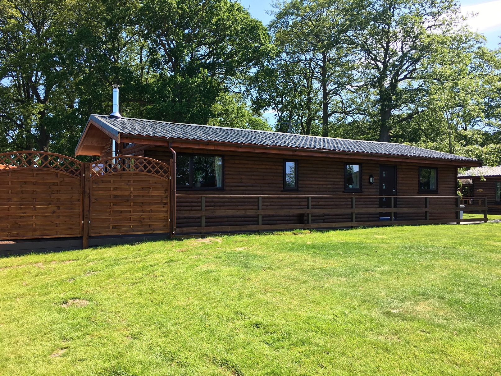 The Buck - Outside 1