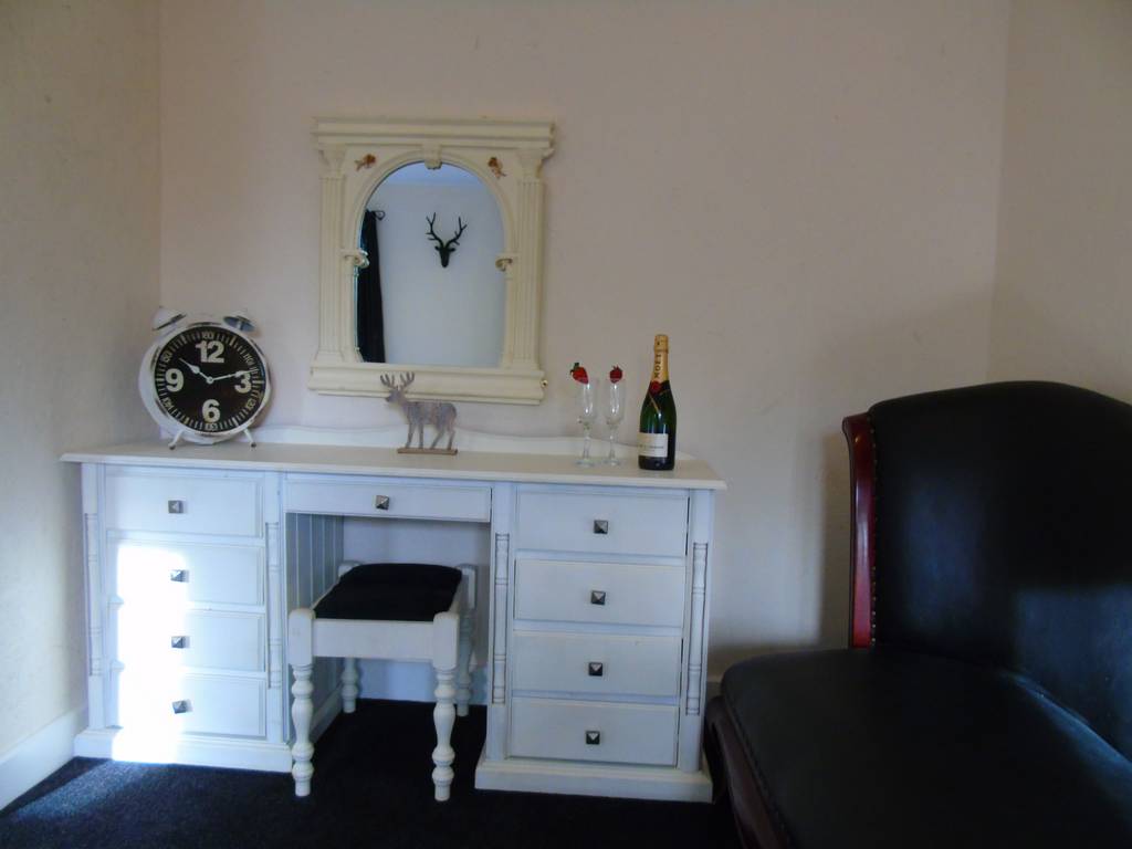 The Red Sitting Room